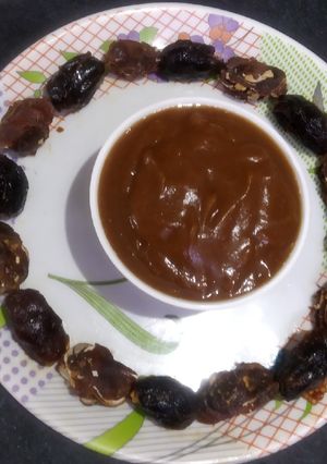 A picture of Date and Tamarind Chutney.