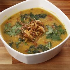A picture of Dal tadkewali (yellow dal).