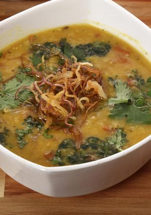 A picture of Dal tadkewali (yellow dal).