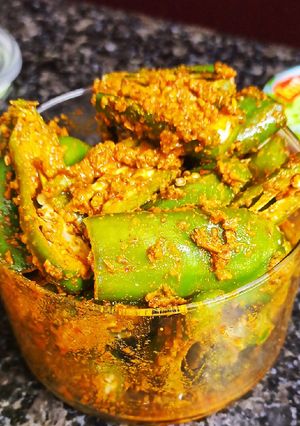 मसाला मिर्ची अचार (masala mirchi achar recipe in Hindi) रेसिपी मुख्य फोटो