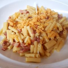 A picture of My Bacon Lardens & Macaroni Cheese.