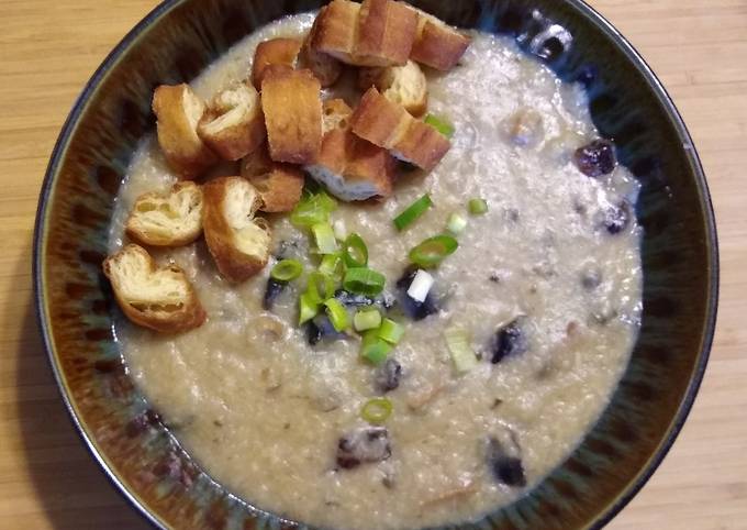 How to Prepare Quick Century Egg Congee