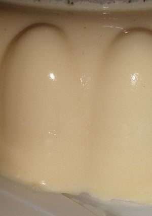 Una foto de Gelatina cremosa de piña