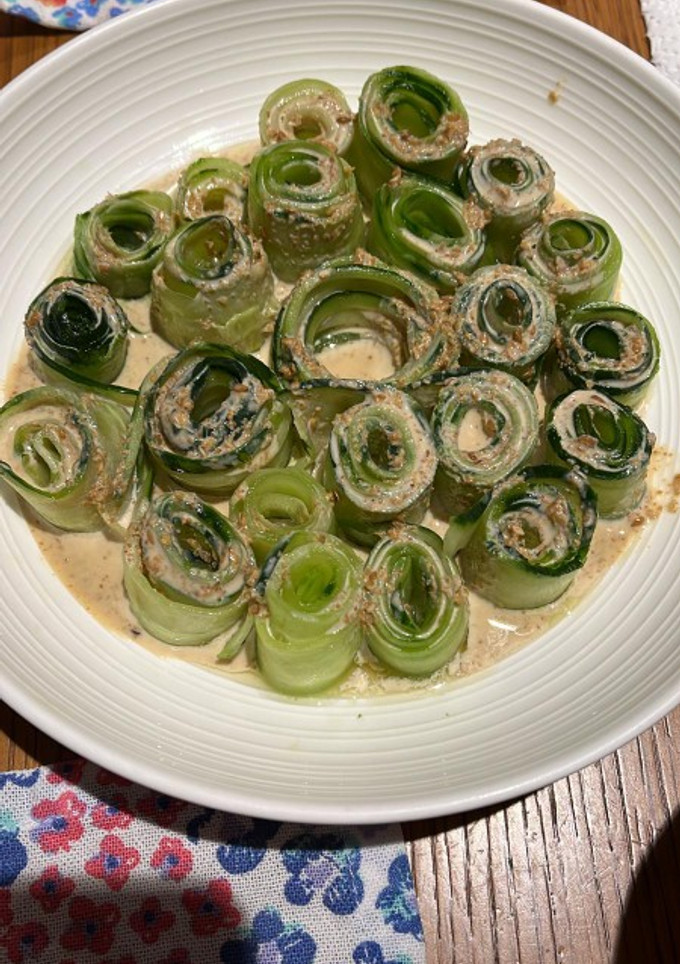 A picture of Cucumber Roll.