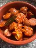 Chorizos al vino blanco con salsa Tabasco 🌶