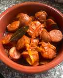 Chorizos al vino blanco con salsa Tabasco 🌶