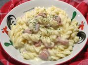 Gambar pasta fusilli cheese