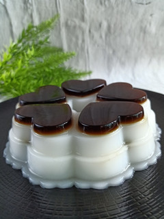 Foto resep Pudding Jelly Kelapa Muda Cincau Hitam