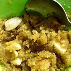 A picture of Moong daal halwa.