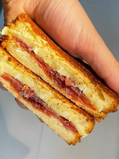 Foto de Sandes de Brie e Presunto