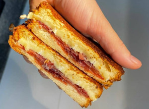 Foto de Sandes de Brie e Presunto