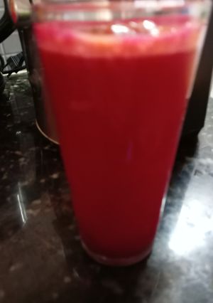 Una foto de Jugo de remolacha y zanahorias
