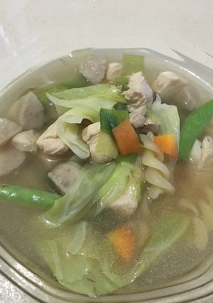 Foto resep Sup Ayam Makaroni Non-MSG Simple ala Anak Kos