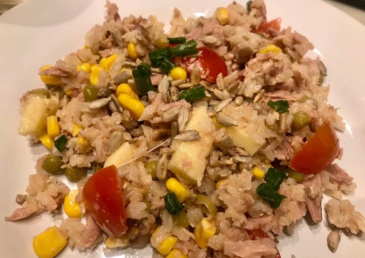 ensalada de arroz con choclo y arvejas