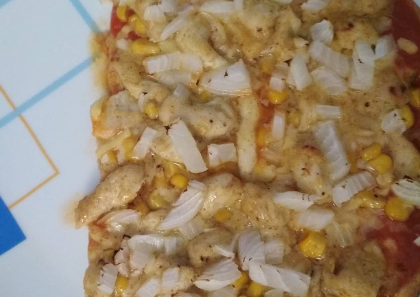 Pizza de pollo con mostaza y miel