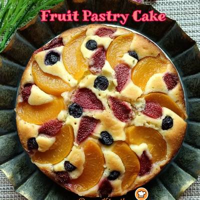 Fresh Fruit Cake