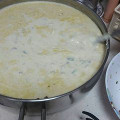 A picture of CARBONARA sauce.