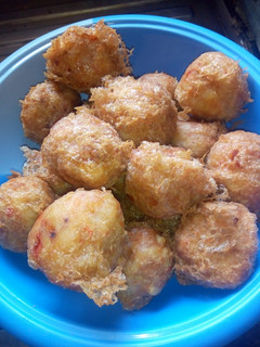 A picture of Yam balls.