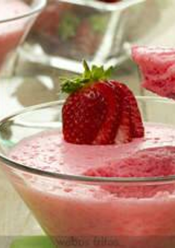 Una foto de Mousse de fresas