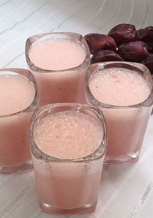 A picture of Super Milk Shake.