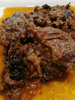 Una foto de Galtes amb bolets i vi ranci 🐷