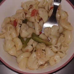 A picture of Macaroni.