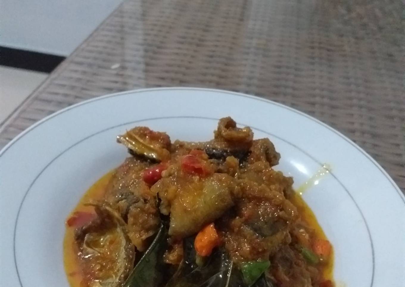 Rica-rica ikan pari