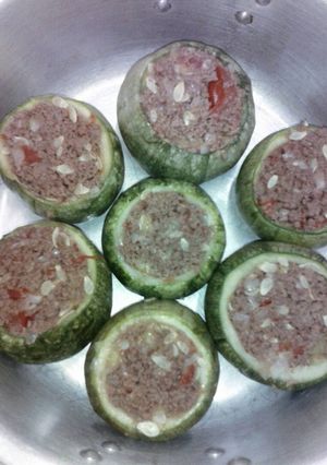 Una foto de Calabacines rellenos de carne
