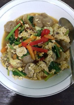 Foto resep Tumis paprika, telor dan bakso endoollss