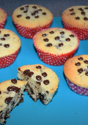 Csupacsokis muffin recept fotója