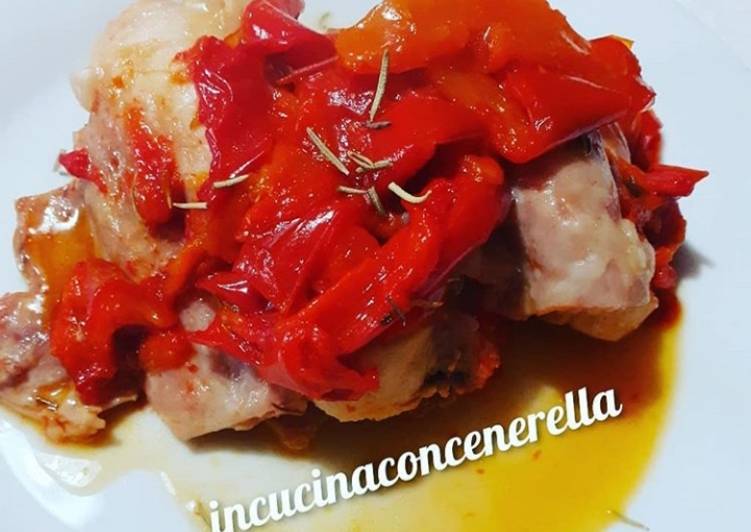 Coniglio ai peperoni in padella