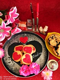 वनीला कुकीज एंड न्यूटीला चोको चिप्स कुकीज रेसिपी मुख्य फोटो