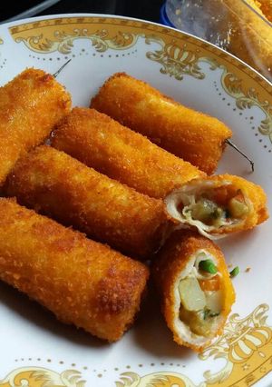 Foto resep Risol isi ragout sayuran (+ tips agar kulit tidak sobek)
