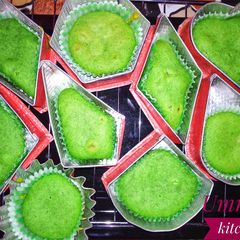 A picture of Special fluffy Cupcakes.