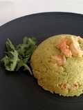 Cous cous con pesto di rucola e gamberetti