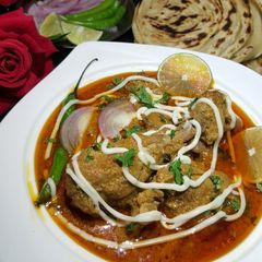 A picture of Creamy butter chicken.