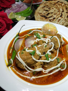 A picture of Creamy butter chicken.