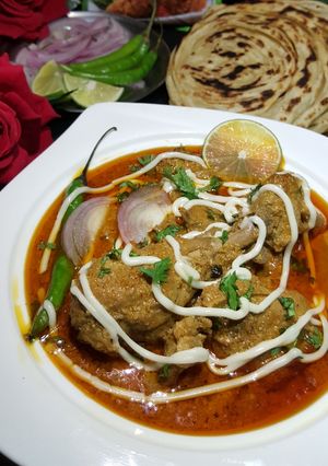 A picture of Creamy butter chicken.