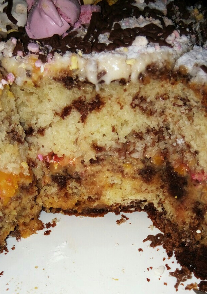 Una foto de 💜torta de cumpleaños 🍫🍬 para festejar