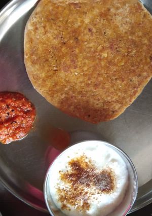 A picture of Cauliflower Paratha.