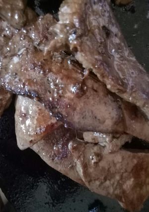 صورة لوصفة كبد الخروف مشوية في الطاجين