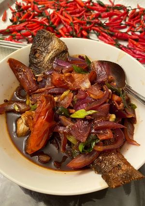 Foto resep Ikan goreng siram saus kecap