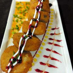 A picture of Crispy cheese chicken fusion salami.