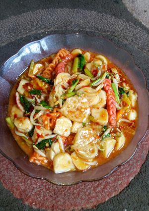 Foto resep Seblak campur ala ibu mika
