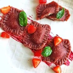 A picture of Beetroot Dumpling.