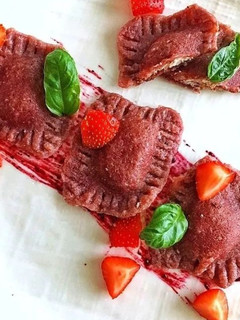 A picture of Beetroot Dumpling.