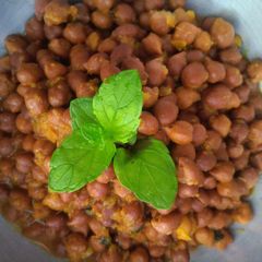 A picture of Sukha Masala Chana.