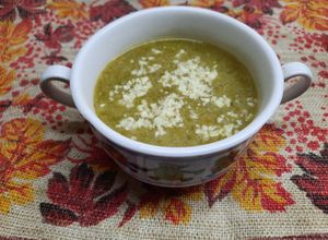 Una foto de Sopa casera de verduras con vitina