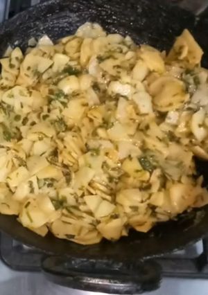 A picture of Karahi Aloo.