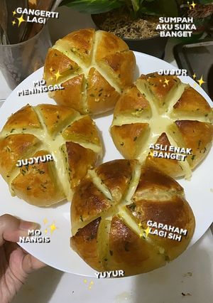 Foto resep Korean Garlic Cheese Bread (tanpa cream cheese)